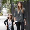 Jessica Alba emmène sa fille Honor à l'école à Los Angeles, le 24 Juin 2013.