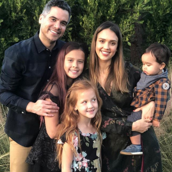 Jessica Alba, son mari Cash Warren et leurs trois enfants, Honor, Haven et Haynes.