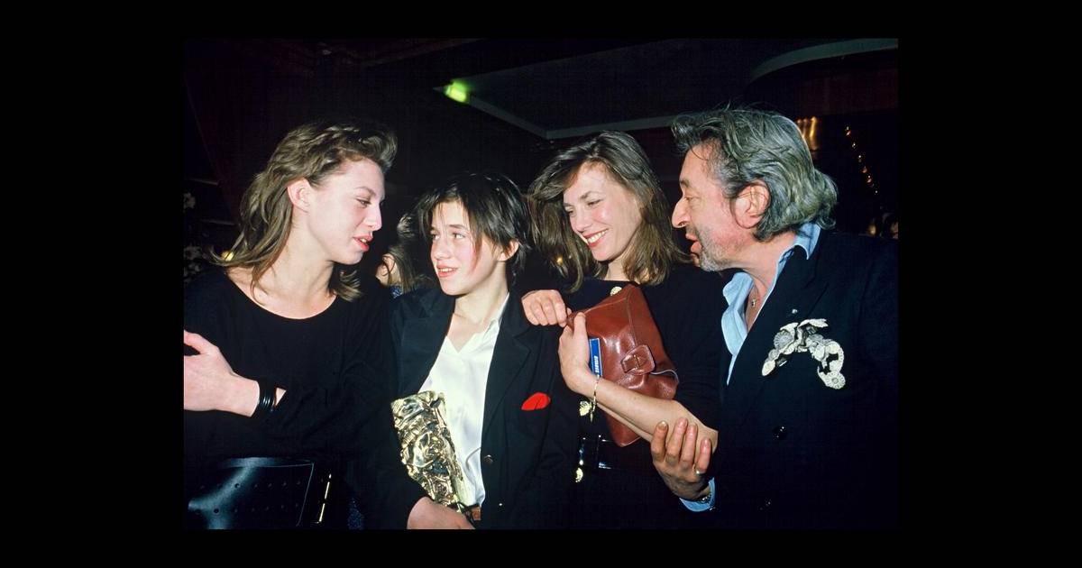 Kate Barry, Charlotte Gainsbourg, Jane Birkin et Serge