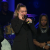 Miley Cyrus et son père Billy Ray rendent hommage à la chanteuse et candidate de "The Voice", Janice Freeman, le 18 mars 2019.