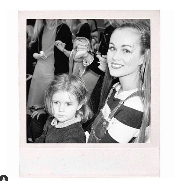 Margaux Thibaut souhaite un joyeux anniversaire à sa demi-soeur Laeticia Hallyday à l'occasion de ses 44 ans. Instagram, le 18 mars 2019.
