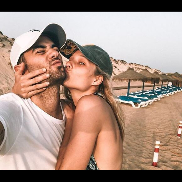 Ilona Smet pose avec son chéri Kamran Ahmed sur Instagram le 26 août 2018.