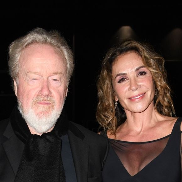 Exclusif - Ridley Scott (réalisateur) avec sa femme Giannina Facio lors de la soirée "Les mondes de Ridley Scott", avec la projection de la publicité pour le cognac Hennessy X.O, du film Thelma et Louise, suivi d'un cocktail dînatoire, à la salle de projection Elysées Biarritz à Paris, France, le 14 mars 2019. © Coadic Guirec/Bestimage