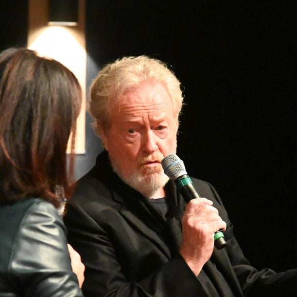 Exclusif - Isabelle Giordano (directrice générale de UniFrance) et Ridley Scott (réalisateur) lors de la soirée "Les mondes de Ridley Scott", avec la projection de la publicité pour le cognac Hennessy X.O, du film Thelma et Louise, suivi d'un cocktail dînatoire, à la salle de projection Elysées Biarritz à Paris, France, le 14 mars 2019. © Coadic Guirec/Bestimage