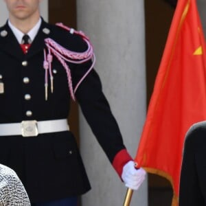 Le prince Albert II et la princesse Charlene de Monaco ont accueilli en visite officielle le président Chinois Xi Jinping et sa femme Peng Liyuan le 24 mars 2019 dans la cour d'honneur du palais princier à Monaco. © Bruno Bebert / Bestimage