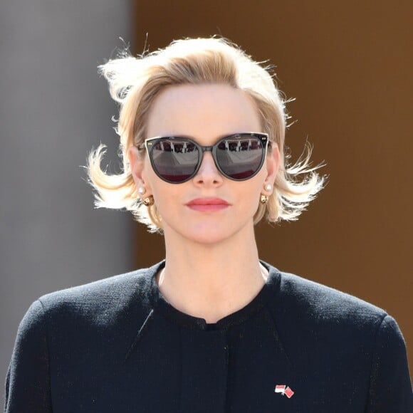 Le prince Albert II et la princesse Charlene de Monaco ont accueilli en visite officielle le président Chinois Xi Jinping et sa femme Peng Liyuan le 24 mars 2019 dans la cour d'honneur du palais princier à Monaco. © Bruno Bebert / Bestimage