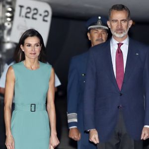 Le roi Felipe VI et la reine Letizia d'Espagne, arrivent à Buenos Aires en Argentine pour une visite d'Etat de trois jours, le 24 mars 2019.