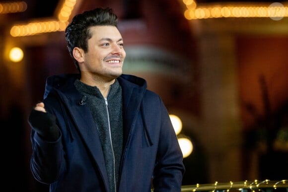 Exclusif - Kev Adams lors de l'enregistrement de l'émission "Toute la musique qu'on aime" à Disneyland Paris le 12 décembre 2018. © Cyril Moreau/Bestimage