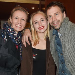 Alexandra Lamy, Chloé Jouannet et son père Thomas Jouannet - Représentation de la pièce "Les Monologues du Vagin" au théâtre le Comédia à Paris le 12 mars 2018. © Guirec Coadic/Bestimage