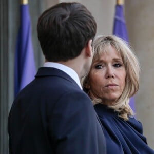 Le président Emmanuel Macron, la première dame Brigitte Macron - Le président de la République française et sa femme accueillent le roi et la reine de Jordanie au palais de l'Elysée à Paris le 29 mars 2019. © Stéphane Lemouton / Bestimage