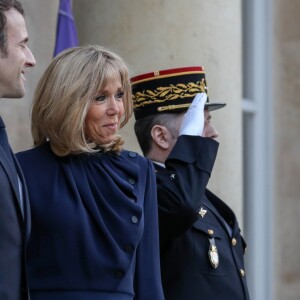 Le président Emmanuel Macron, la première dame Brigitte Macron - Le président de la République française et sa femme accueillent le roi et la reine de Jordanie au palais de l'Elysée à Paris le 29 mars 2019. © Stéphane Lemouton / Bestimage