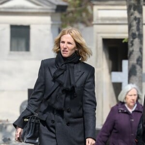 Sandrine Kiberlain - Arrivées aux obsèques d'Agnès Varda au Cimetière du Montparnasse à Paris, le 2 avril 2019.