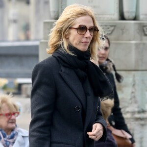 Sandrine Kiberlain - Arrivées aux obsèques d'Agnès Varda au Cimetière du Montparnasse à Paris, le 2 avril 2019.