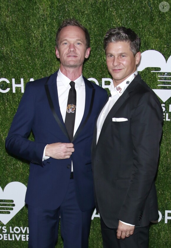 Neil Patrick Harris et son mari David Burtka au photocall de la soirée caritative des "Golden Heart Awards" au profit de l'association "God's Love We Deliver" au Spring Studios à New York, le 18 octobre 2018.