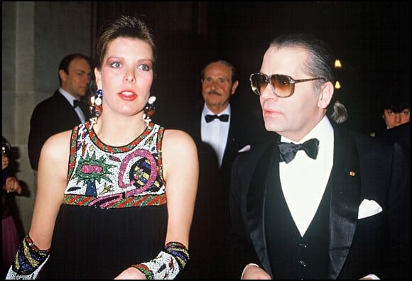 Caroline de Monaco et Karl Lagerfeld à Versailles en 1986.