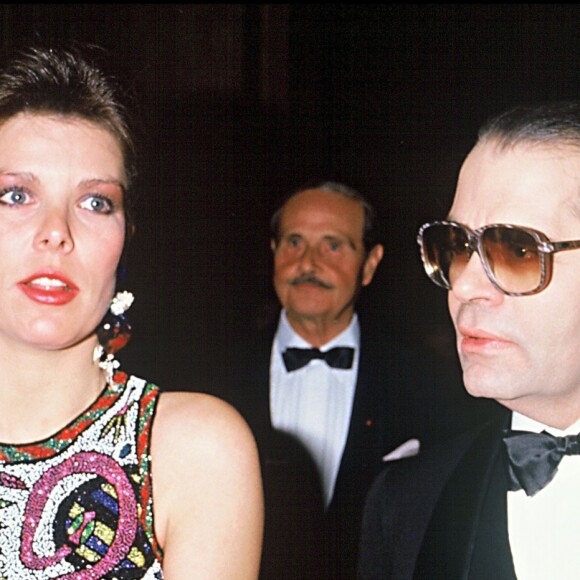 Caroline de Monaco et Karl Lagerfeld à Versailles en 1986.