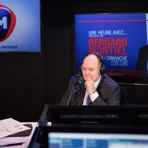 Exclusif - Le prince Albert II de Monaco - Bernard Montiel reçoit le prince Albert II de Monaco sur le plateau de la radio RFM lors de son émission "Une heure avec..." à l'occasion du Tribute to Grace Kelly (du 19 au 28/04 à Monaco). Diffusion le 7 avril 2019 à midi. La rencontre a eu lieu le 2 avril 2019 à Paris © Cyril Moreau / Bestimage