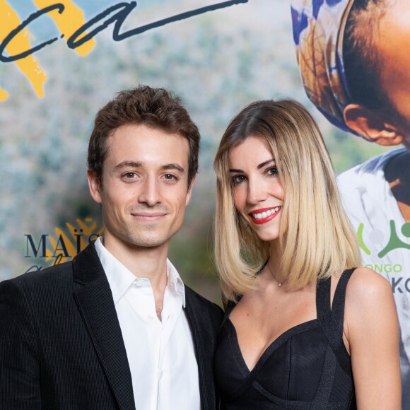 Exclusif - Alexandra Rosenfeld (Miss France 2006) et Hugo Clément posant en couple lors du photocall avant le dîner de gala organisé par Sonia Rolland pour son association Maïsha Africa, le 17 décembre 2018 au Pavillon Gabriel, à Paris. © Gorassini-Moreau/Bestimage