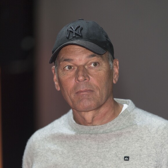 Exclusif - Laurent Baffie lors de la 15ème édition du "Challenge Laurette Fugain - Tournoi des Personnalités" au Grand Palais à Paris. Sous le patronage du Ministère de la Santé, le salon d'Honneur du Grand Palais a accueilli l'Association Laurette Fugain pour célébrer son 15ème anniversaire. Une journée exceptionnelle pendant laquelle entreprises, partenaires, bénévoles, personnalités et grand public ont découvert l'ensemble des animations mises en place et ont pu participer au Challenge Laurette Fugain autour de l'Autre Pétanque®. Paris, le 7 octobre 2017. © Gorassini-Perusseau/Bestimage