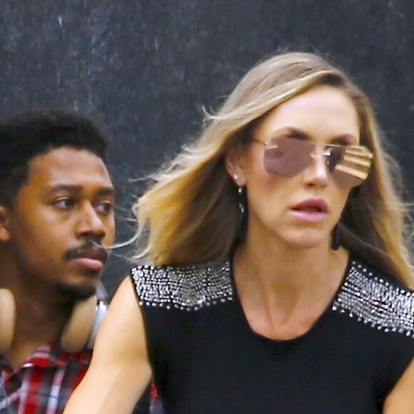 Exclusif - Lara Trump promène son fils Eric Luke Trump en poussette sur Madison Avenue à New York, le 26 septembre 2018