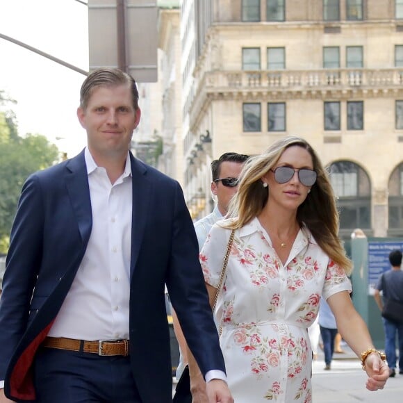 Exclusif - Le fils de D Trump, Eric Trump et sa femme Lara Yunaska, enceinte, arrivent à la Trump Tower sur la 5ème avenue à New York, le 18 Juillet 2017.