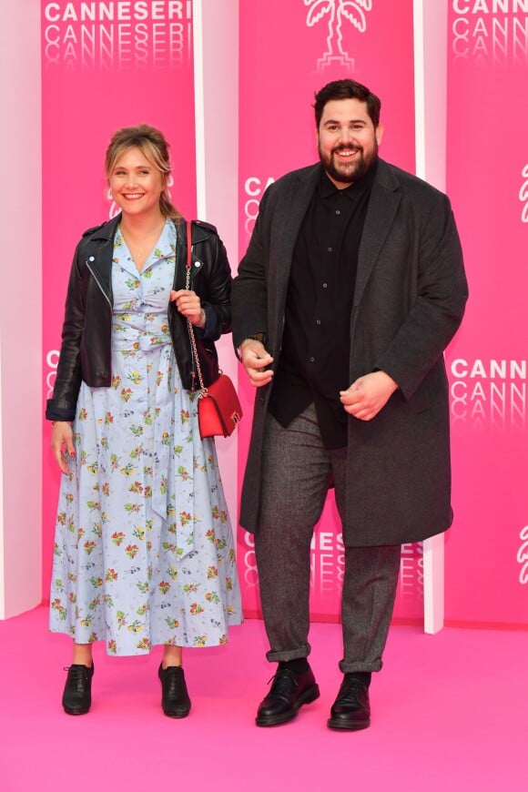 Berengere Krief et Artus lors du photocall de la soirée de clôture de la 2ème édition du "Canneseries" au palais des Festivals à Cannes, France, le 10 avril 2019. © Bruno Bébert/Bestimage