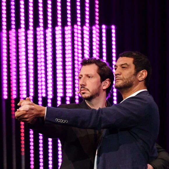 Monsieur Poulpe et Ramzy Bedia lors de la soirée de clôture de la 2ème édition du "Canneseries" au palais des Festivals à Cannes, France, le 11 avril 2019. © Bruno Bébert/Bestimage