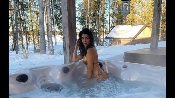 Kourtney Kardashian : Future quadragénaire canon, en bikini dans la neige