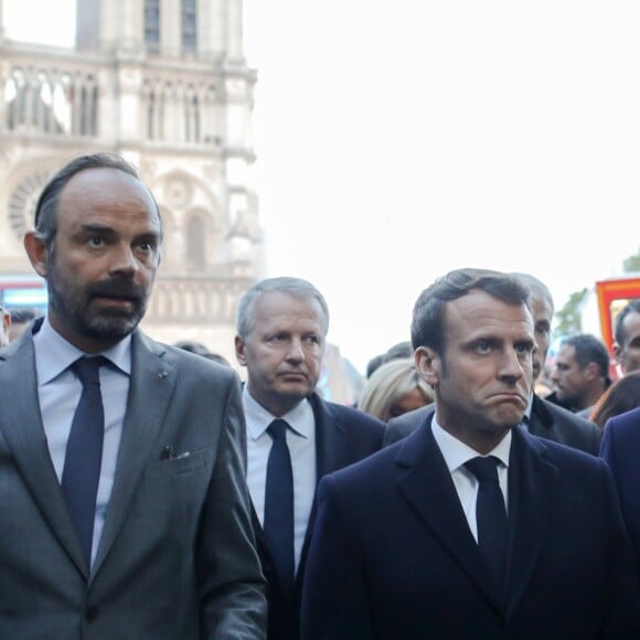 Le secrétaire d'État à l’Intérieur Laurent Nuñez, le premier ministre, Edouard Philippe, le président de la République française, Emmanuel Macron et le président de l'assemblée nationale, Richard Ferrand - Le président de la République française est venu constater les dégâts provoqués par l'incendie survenu en la cathédrale Notre-Dame de Paris, France, le 15 avril 2019. © Stéphane Lemouton/Bestimage