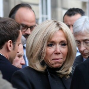 Le président de la République française, Emmanuel Macron, la Première dame Brigitte Macron et Didier Lallement, préfet de Police de Paris - Le président de la République française est venu constater les dégâts provoqués par l'incendie survenu en la cathédrale Notre-Dame de Paris, France, le 15 avril 2019. © Stéphane