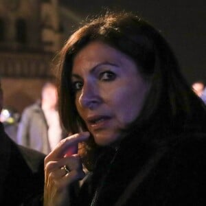 La maire de Paris, Anne Hidalgo - La maire de Paris est venue constater les dégâts provoqués par l'incendie survenu en la cathédrale Notre-Dame de Paris, France, le 15 avril 2019. © Stéphane Lemouton/Bestimage