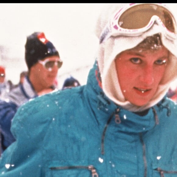 ARCHIVES - LA PRINCESSE LADY DIANA ET LE PRINCE HARRY FONT DU SKI A LECH.