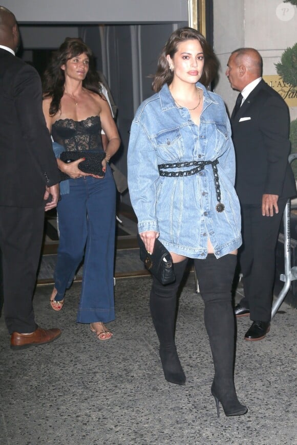 Ashley Graham, Helena Christensen - Arrivée et sortie des célébrités à la soirée d'anniversaire de Gigi Hadid sur le thème du jean au restaurant L'Avenue à New York, le 22 avril 2019.