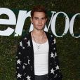 KJ Apa de la série Riverdale le 15 février 2019 à Los Angeles lors d'une soirée de Teen Vogue.