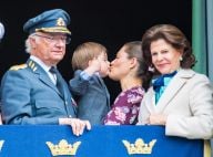 Carl XVI Gustaf de Suède fêté: le prince Oscar coquin avec la princesse Victoria