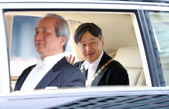 Le nouvel empereur Naruhito a pris ses fonctions et fait un bref discours inaugural, le 1er mai 2019 à Tokyo.