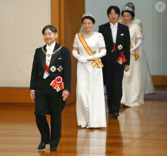 Le nouvel empereur Naruhito a pris ses fonctions et fait un bref discours inaugural, le 1er mai 2019 à Tokyo.