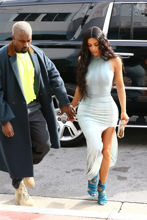 Kim Kardashian et son mari Kanye West sortent de leur hôtel à Miami, le 05 janvier 2019.