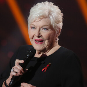 Exclusif - Line Renaud - People sur le plateau de l'émission TV "Toujours ensemble, notre raison d'être" à l'occasion du Sidaction 2018 au Casino de Paris. Le 24 mars 2018 © Christophe Clovis-Cyril Moreau / Bestimage