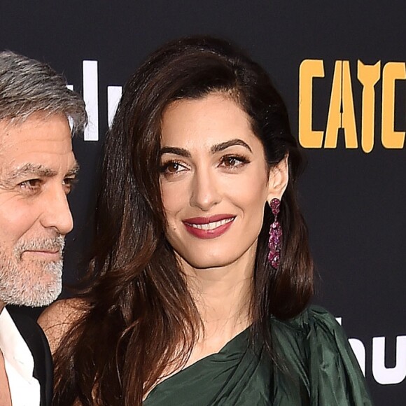 George Clooney et sa femme Amal Clooney - Avant-première et soirée de présentation de la nouvelle série Hulu "Catch-22" à Hollywood, Los Angeles, le 7 mai 2019.
