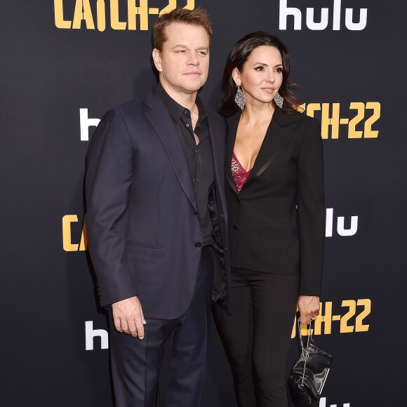 Matt Damon et sa femme Luciana Barroso - Avant-première et soirée de présentation de la nouvelle série Hulu "Catch-22" à Hollywood, Los Angeles, le 7 mai 2019.