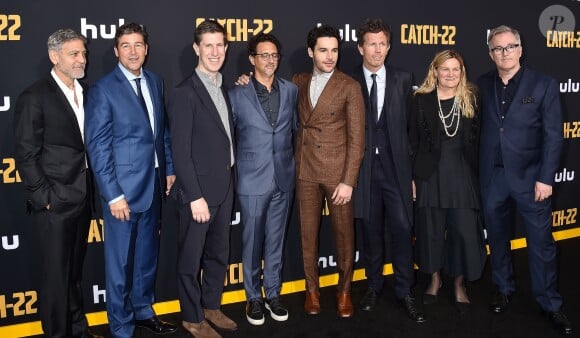 George Clooney, Kyle Chandler, Grant Heslov, Christopher Abbott, Ellen Kuras, Luke Davies - Avant-première et soirée de présentation de la nouvelle série Hulu "Catch-22" à Hollywood, Los Angeles, le 7 mai 2019.