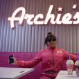 Jordyn Woods et sa mère Elizabeth Woods ent au restaurant Archie's. Jordyn est invitée par la chaine de fast food pour créer son propre milkshake, Manchester, le 31 mars 2019.