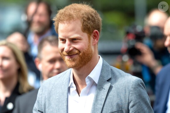 Le prince Harry se déplace à La Haye quelques jours après la naissance de son premier enfant Archie pour une conférence pour la prochaine compétition Invictus Games qui se déroulera aux Pays-Bas. Il a été reçu par la princesse Margriet des Pays-Bas le 9 mai 2019.