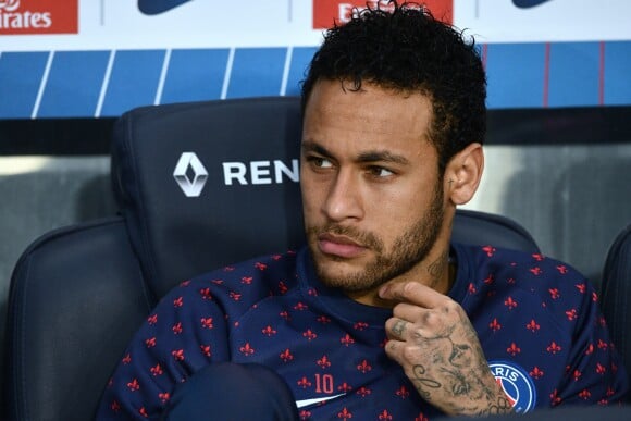 Neymar Jr lors du match de Ligue 1 "PSG - ASM (3-1)" au Parc des Princes à Paris. Avant même le début de la rencontre, le PSG était déjà mathématiquement sacré Champion de France 2019, suite au match nul de Lille quelques heures plus tôt. Le PSG remporte ici son 8ème titres de Champion de France. Paris, le 21 avril 2019. Les maillots des joueurs du PSG arboraient un dessin à l'effigie de Notre-Dame devant et étaient tous floqués NOTRE-DAME dans le dos. © Giancarlo Gorassini/Bestimage
