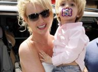 Quand Britney Spears passe par Londres avec ses adorables enfants... direction le magasin de jouets !