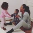 Amel Bent avec ses filles Sofia et Hana sur Instagram, le 19 mars 2018.