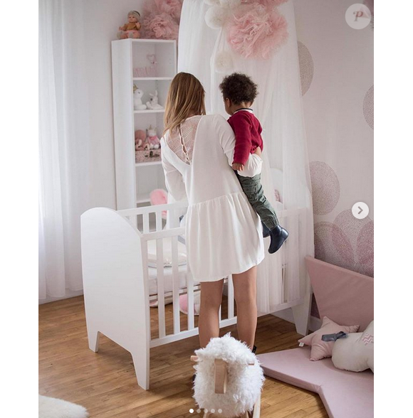 Ariane Brodier dévoile des photos de la chambre de sa fille née en avril.
