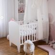 Ariane Brodier dévoile des photos de la chambre de sa fille née en avril.