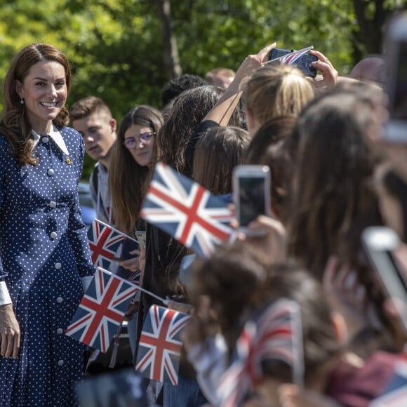 Catherine (Kate) Middleton, duchesse de Cambridge, se rend au Bletchley Park pour assister à l'inauguration d'une exposition dans bâtiment récemment rénové du Teleprinter Building, à l'occasion de son 75e anniversaire du débarquement. Bletchley, 14 mai 2019.